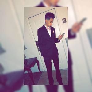 Meet your Posher, Eduardo